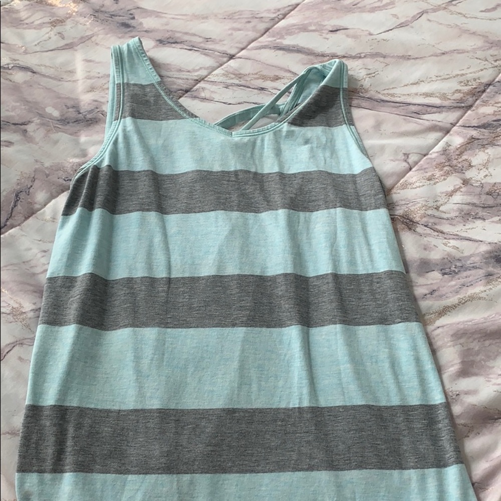 Girls iviva tank top size 14!🤩